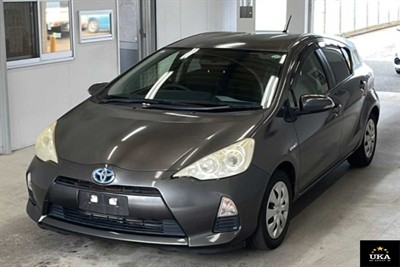 2013 Toyota Aqua