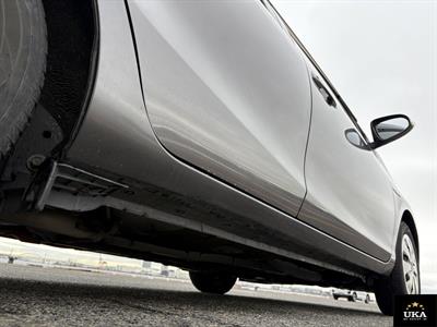 2013 Toyota Aqua - Thumbnail