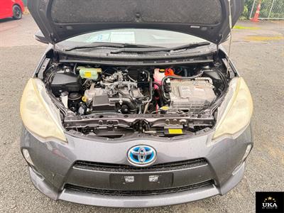 2013 Toyota Aqua - Thumbnail
