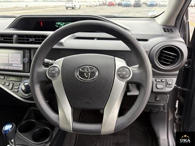 2013 Toyota Aqua - Thumbnail