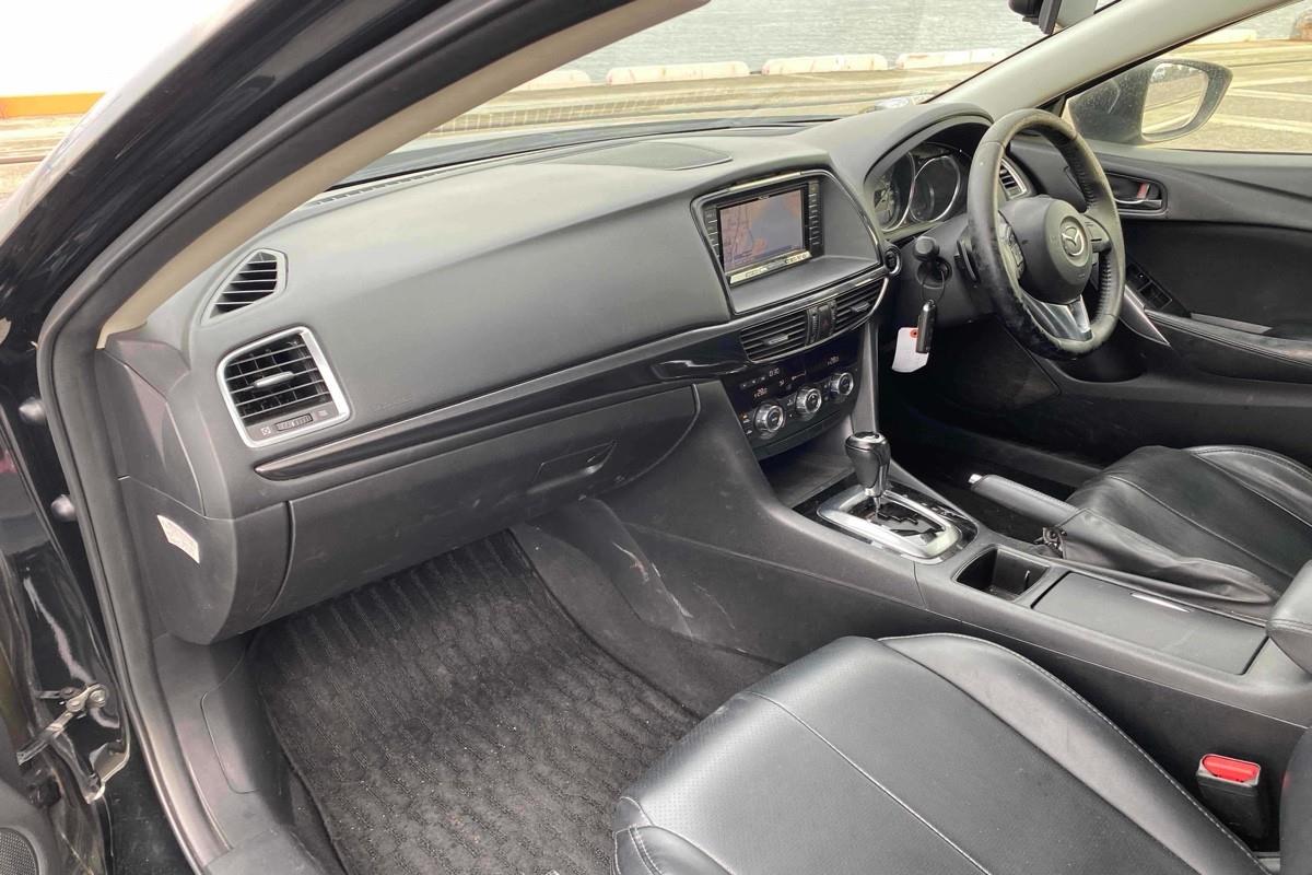 2013 Mazda Atenza