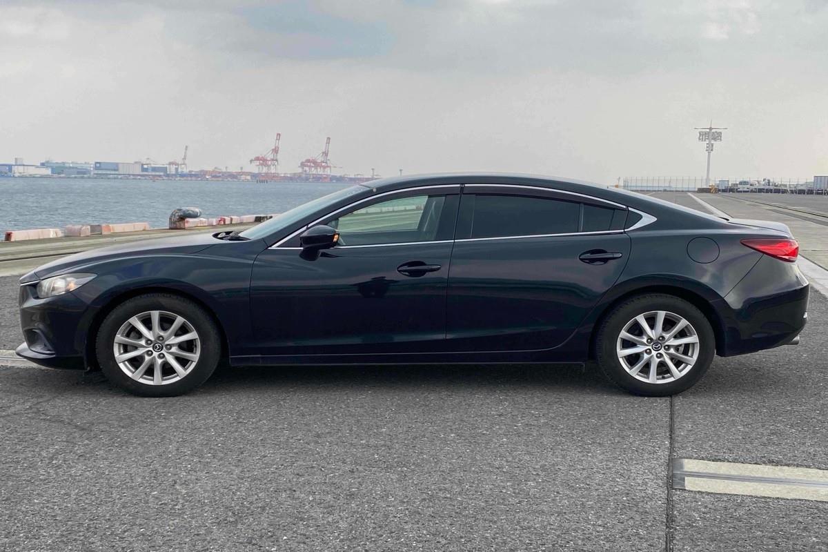 2013 Mazda Atenza