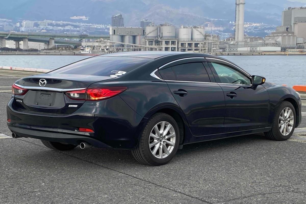 2013 Mazda Atenza