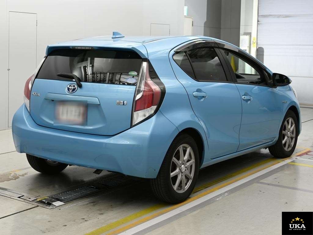 2015 Toyota Aqua