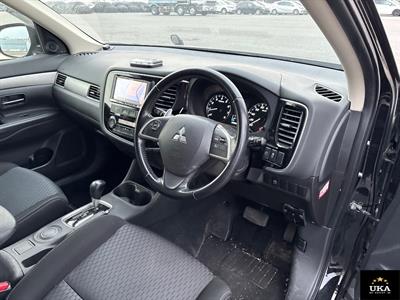 2014 Mitsubishi Outlander - Thumbnail