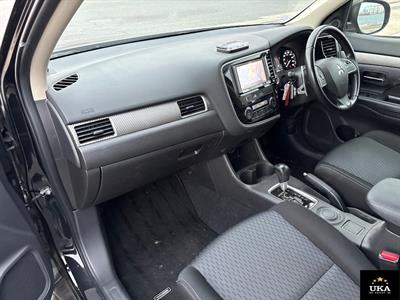 2014 Mitsubishi Outlander - Thumbnail