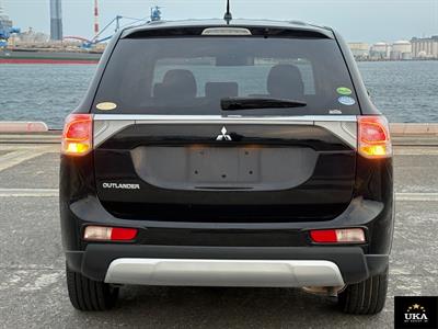 2014 Mitsubishi Outlander - Thumbnail