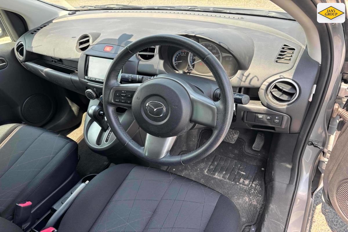 2012 Mazda Demio