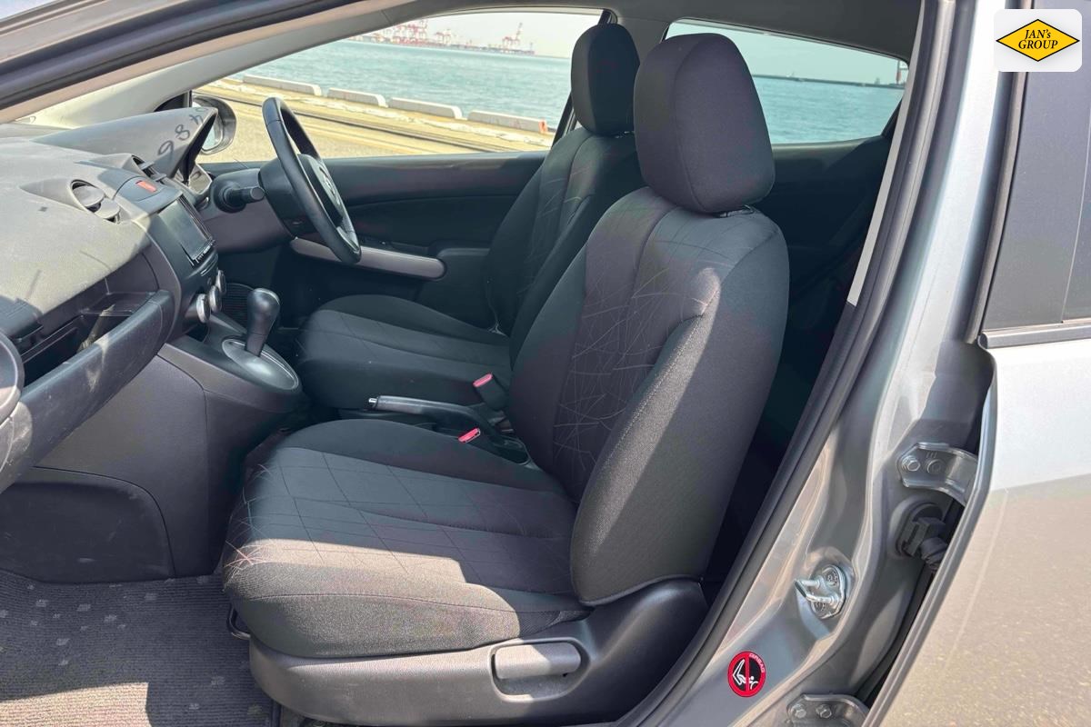 2012 Mazda Demio