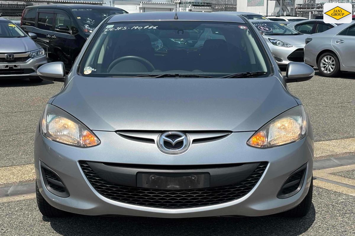 2012 Mazda Demio