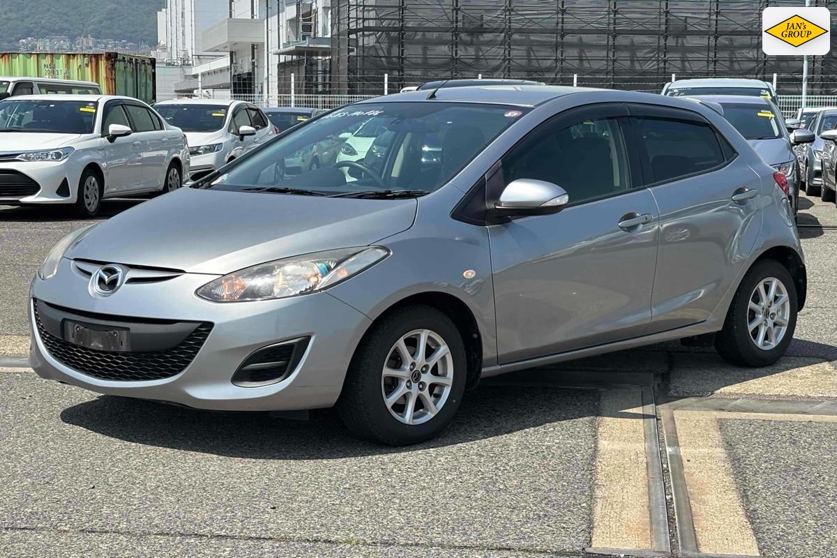 2012 Mazda Demio