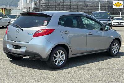 2012 Mazda Demio - Thumbnail