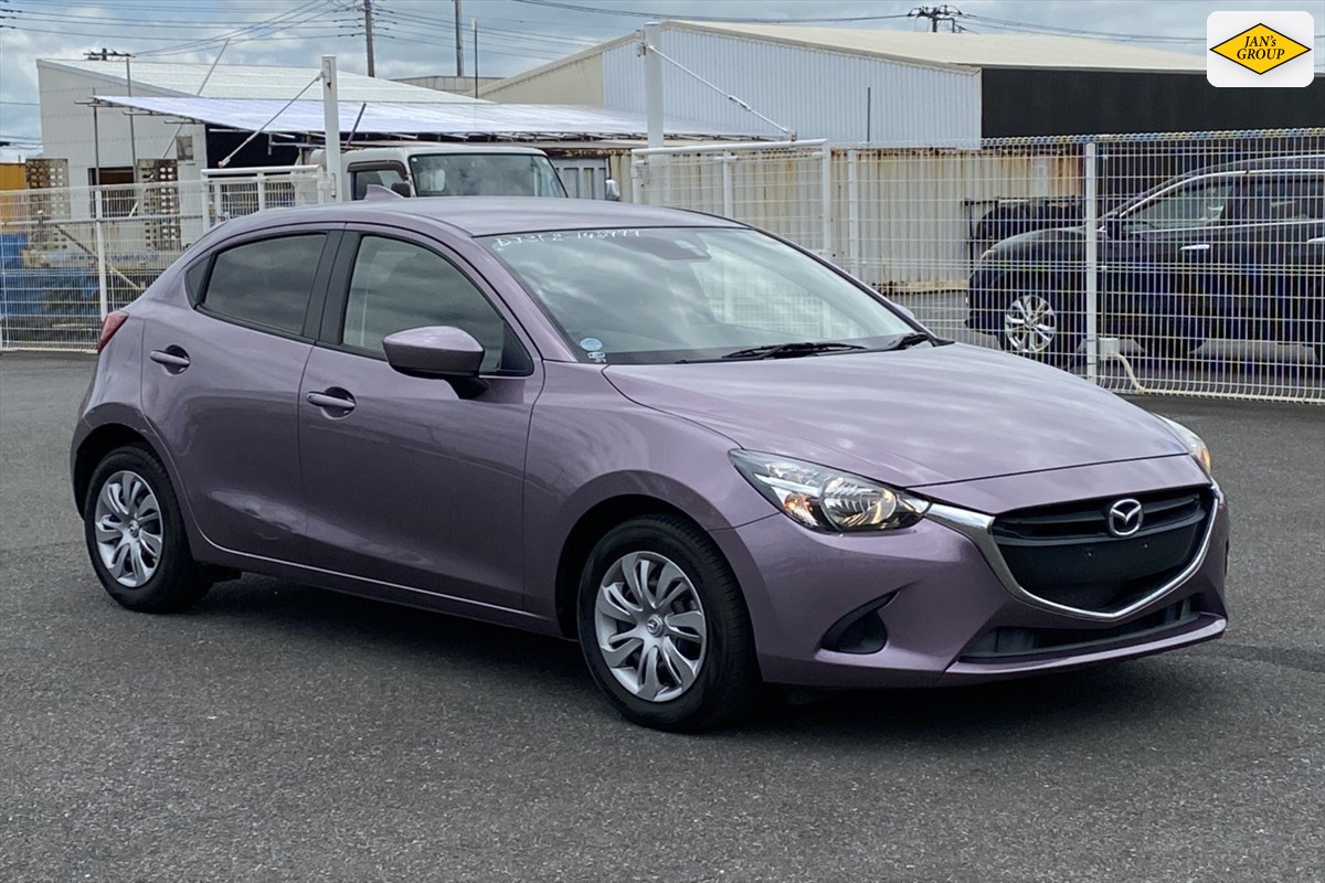 2016 Mazda Demio