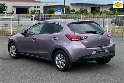 2016 Mazda Demio - Thumbnail