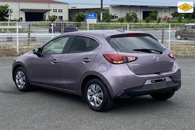 2016 Mazda Demio - Thumbnail