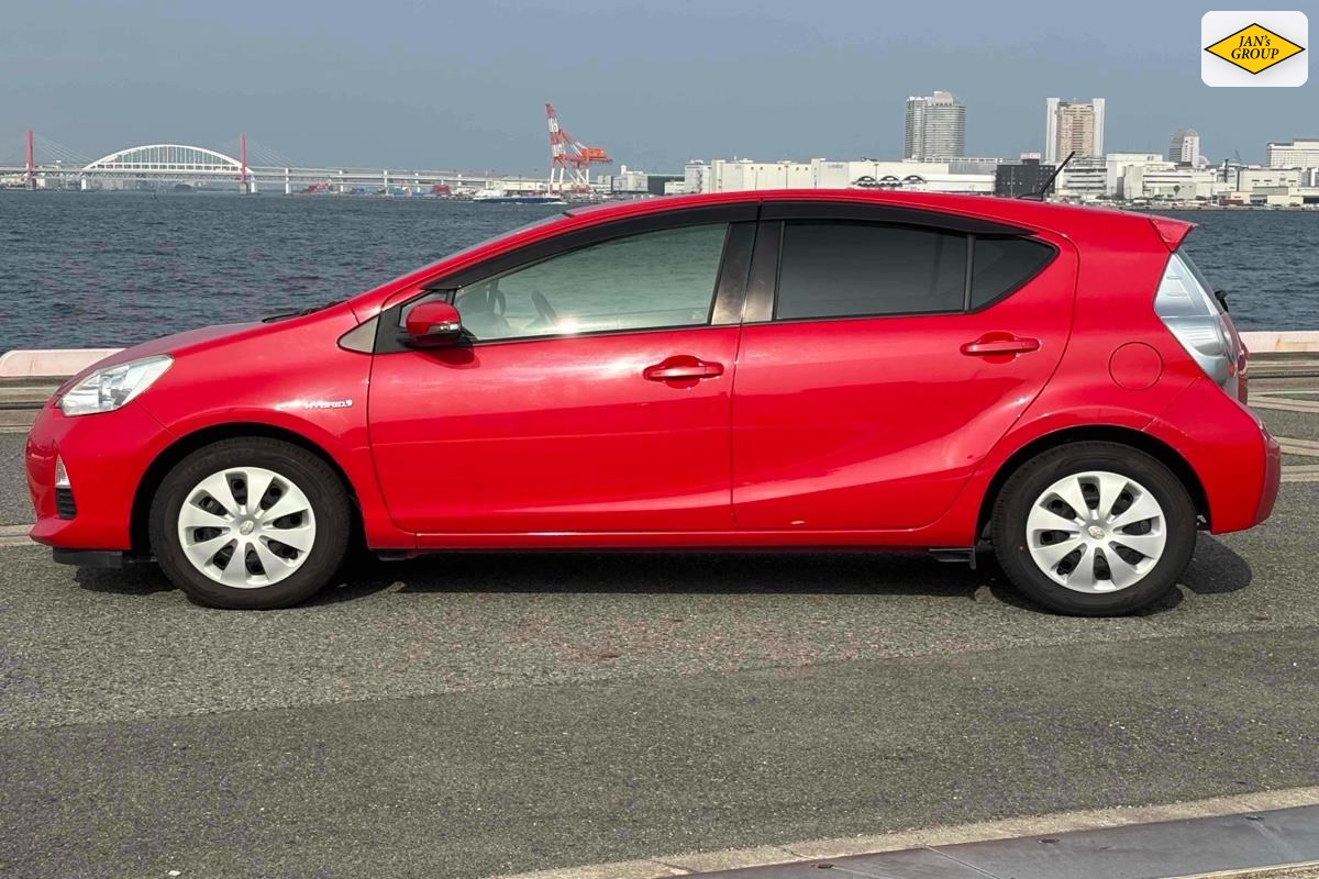 2014 Toyota Aqua