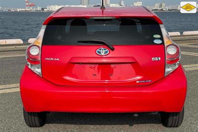 2014 Toyota Aqua - Thumbnail