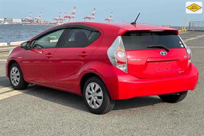 2014 Toyota Aqua - Thumbnail