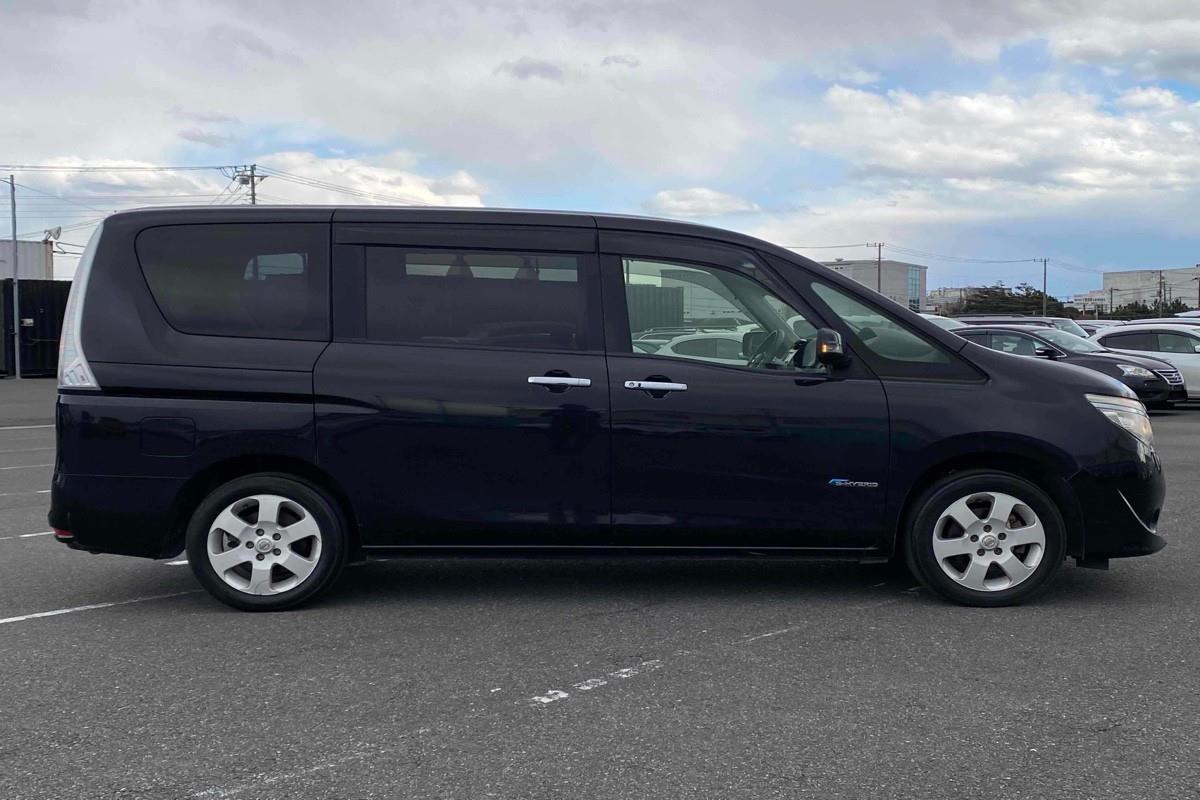 2014 Nissan Serena