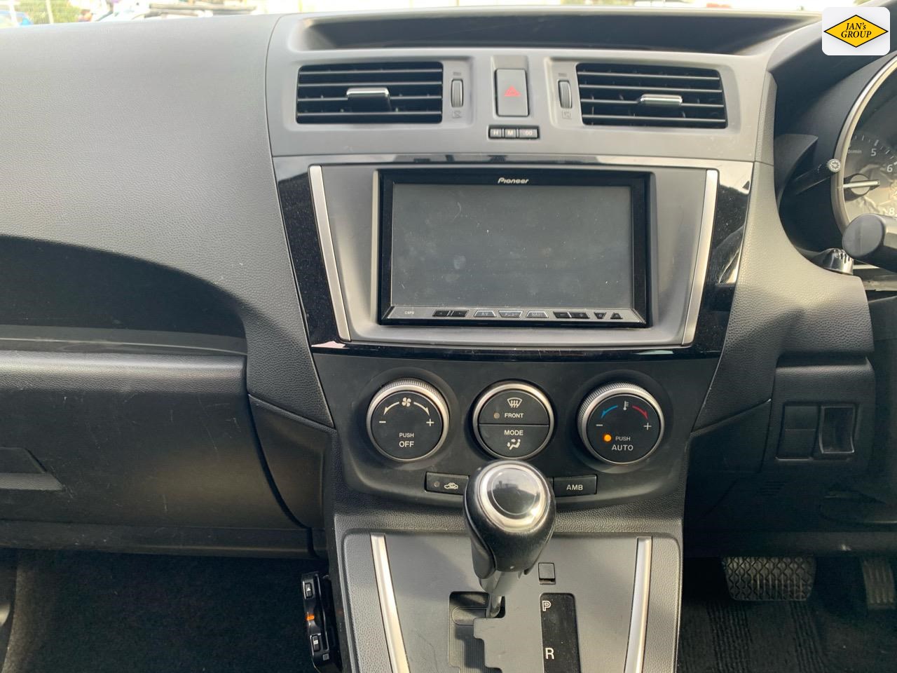 2013 Mazda Premacy
