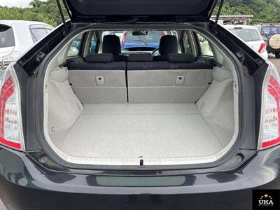 2012 Toyota Prius - Thumbnail