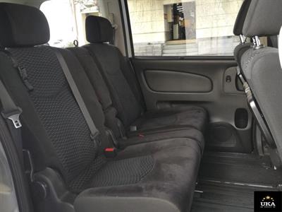 2016 Nissan Serena - Thumbnail