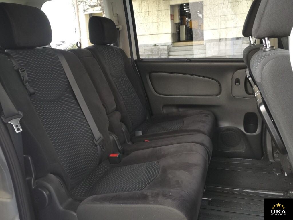 2016 Nissan Serena
