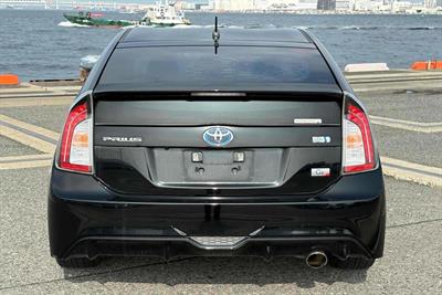 2012 Toyota Prius - Thumbnail