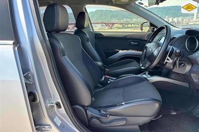 2012 Mitsubishi Outlander - Thumbnail