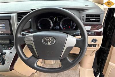 2013 Toyota Vellfire - Thumbnail