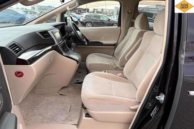 2013 Toyota Vellfire - Thumbnail