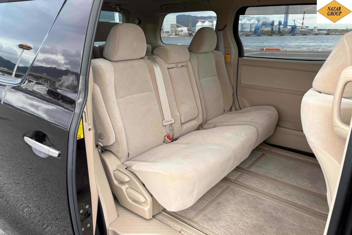 2013 Toyota Vellfire