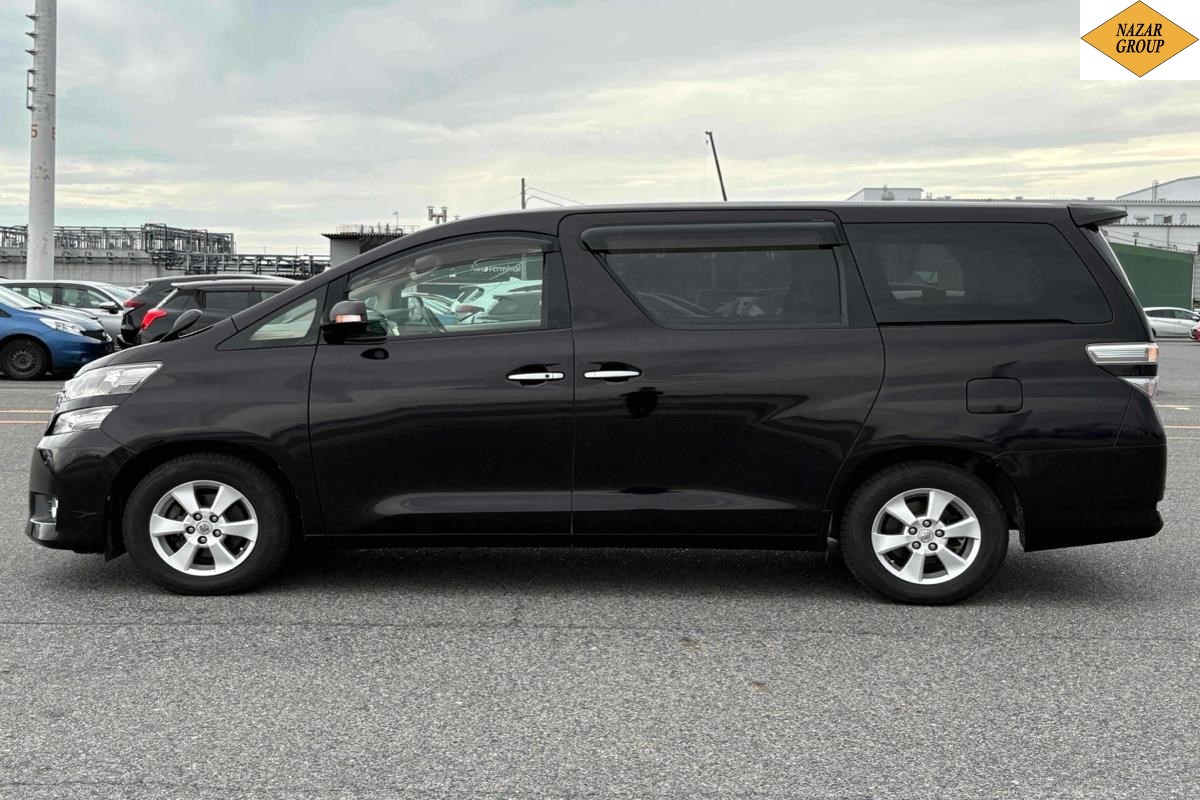 2013 Toyota Vellfire