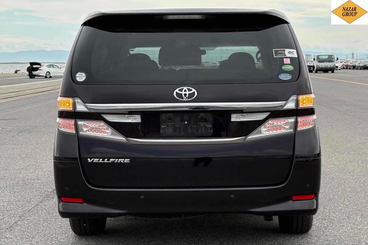 2013 Toyota Vellfire
