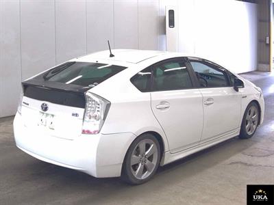 2012 Toyota Prius - Thumbnail