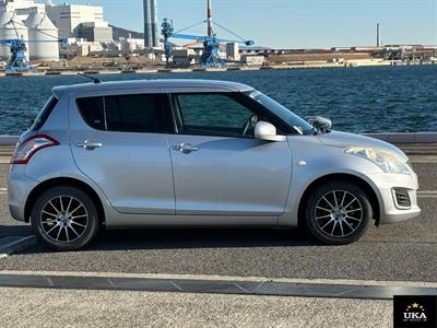 2016 Suzuki Swift - Thumbnail