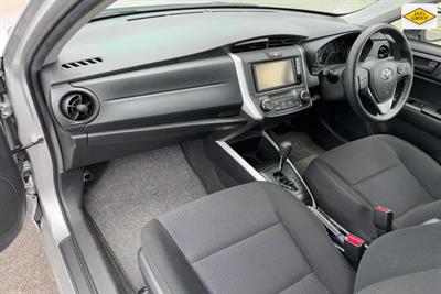 2016 Toyota Corolla - Thumbnail