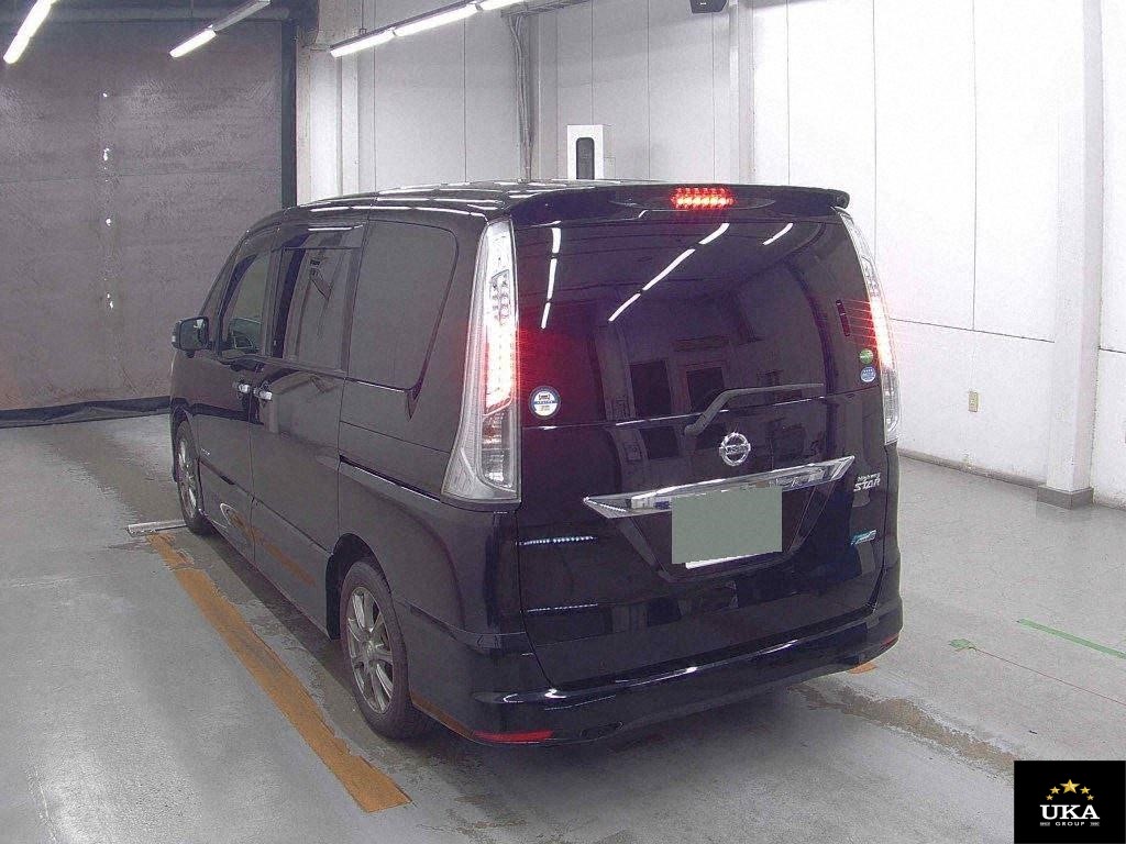 2013 Nissan Serena