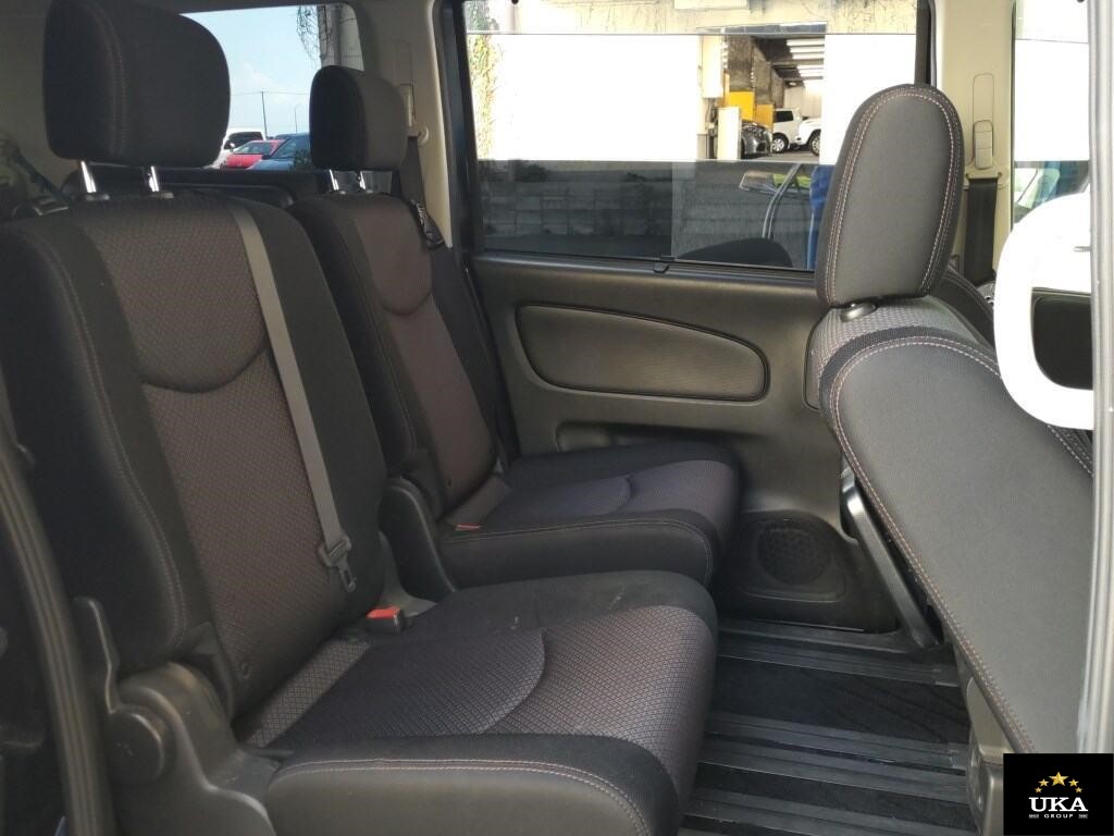 2013 Nissan Serena