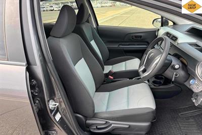 2014 Toyota Aqua - Thumbnail