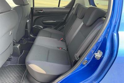 2013 Suzuki Swift - Thumbnail