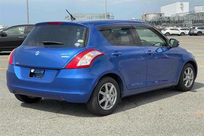 2013 Suzuki Swift - Thumbnail