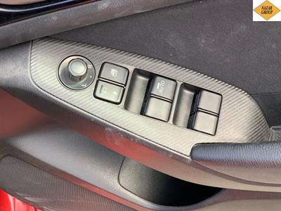 2016 Mazda Axela - Thumbnail