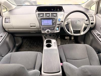 2013 Toyota Prius - Thumbnail