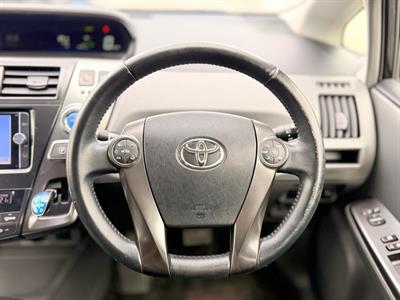 2013 Toyota Prius - Thumbnail