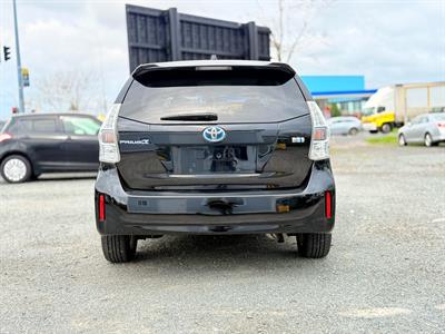 2013 Toyota Prius - Thumbnail