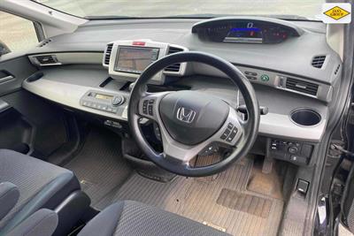 2012 Honda Freed - Thumbnail