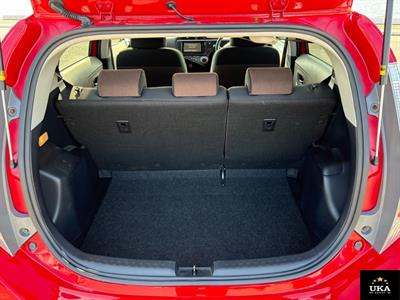 2014 Toyota Aqua - Thumbnail