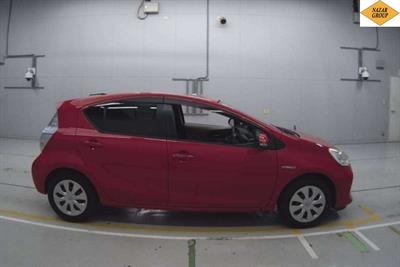 2014 Toyota Aqua - Thumbnail