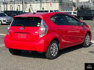 2014 Toyota Aqua - Thumbnail